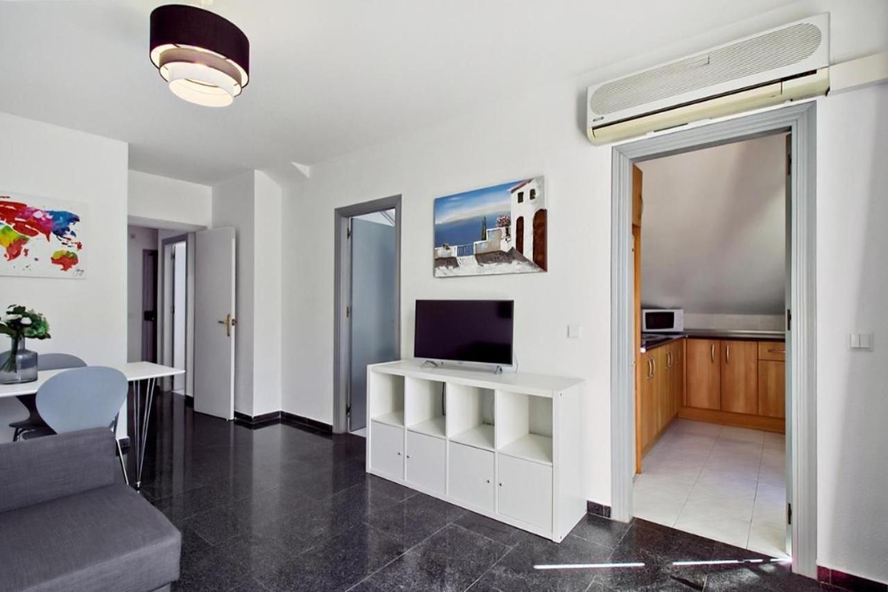 Atico Con Terraza Privada En Malaga Centro Málaga Exterior foto